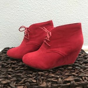 BELLA MARIE Red Wedge Booties